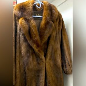 Koslows Ford excellent condition, size M. Koslows, like new, elegant, beautiful